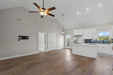 8315 Harvest Oak Lane Chattanooga TN 37421