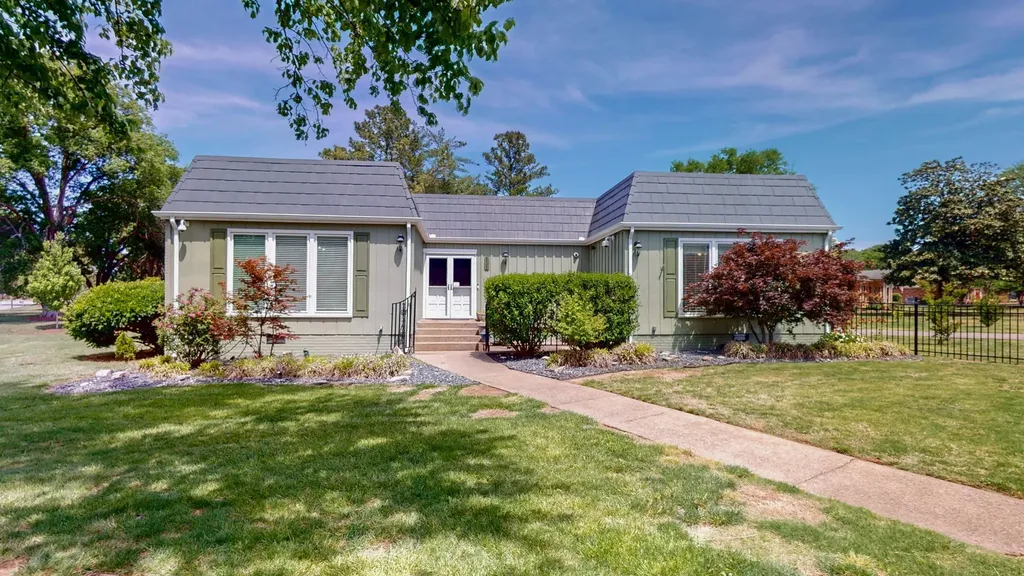 2402 Riverview Drive Murfreesboro TN 37129