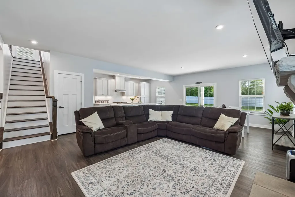 293 Grassy Glen Drive Gallatin TN 37066