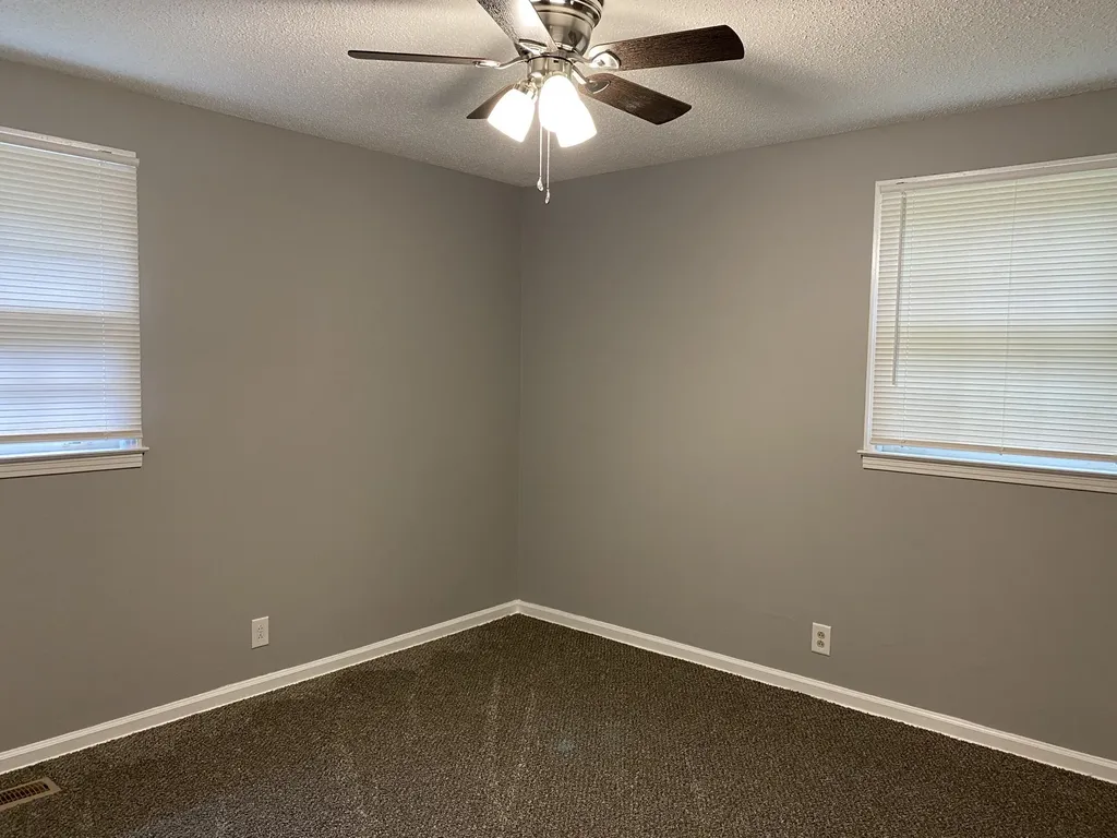 222 N 11th Street Clarksville TN 37040