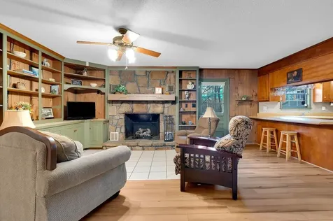 251 Wells Street Monteagle TN 37356
