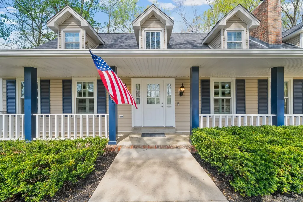 815 Shady Bluff Trail Clarksville TN 37043