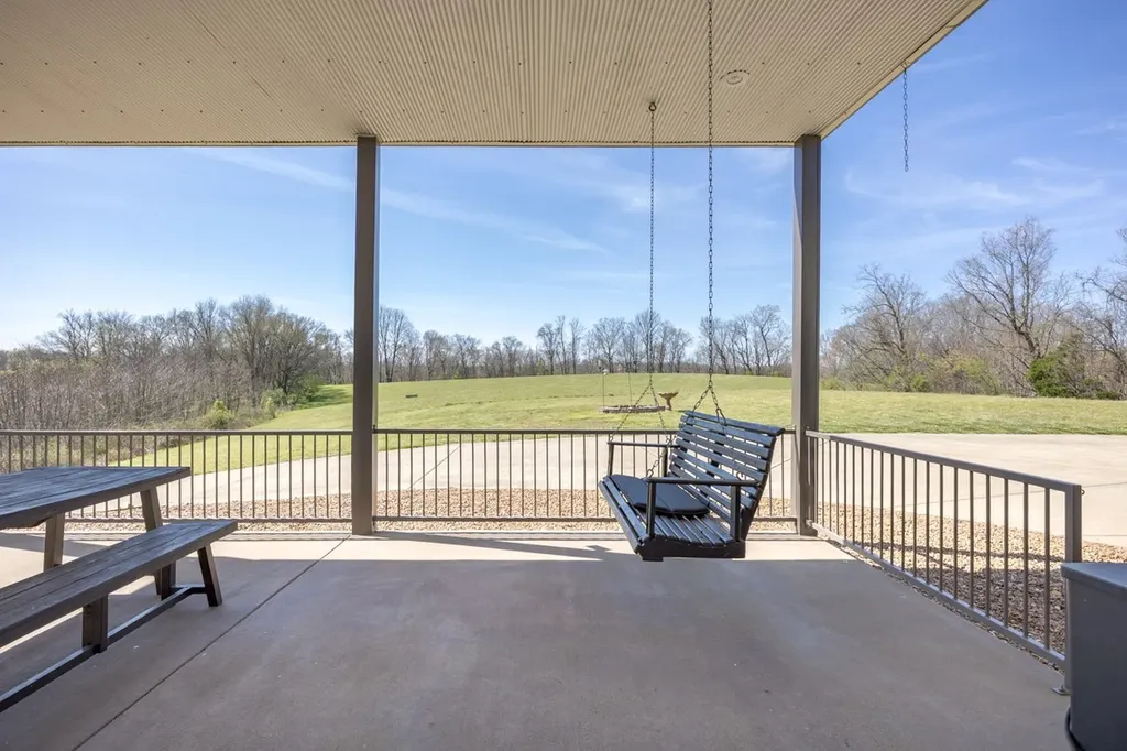 1690 Ramblewood Drive Lewisburg TN 37091