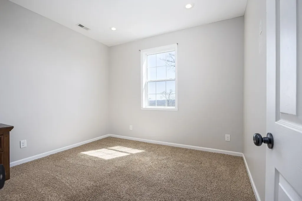 1690 Ramblewood Drive Lewisburg TN 37091