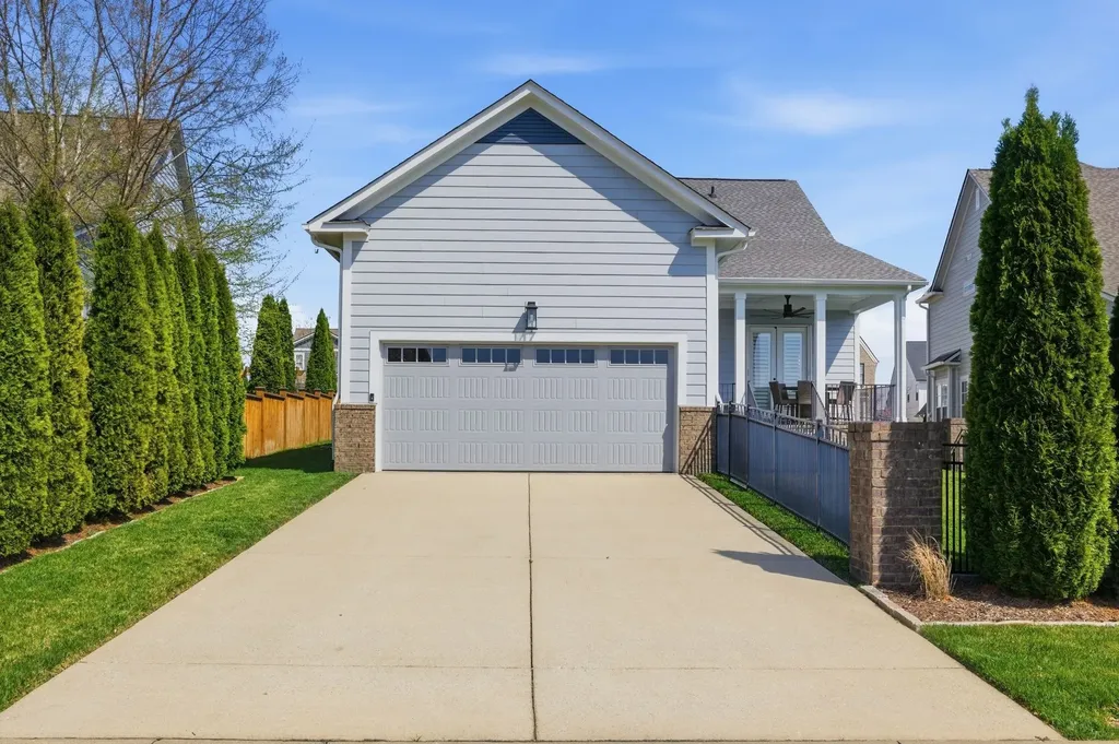 2892 Americus Drive Thompsons Station TN 37179