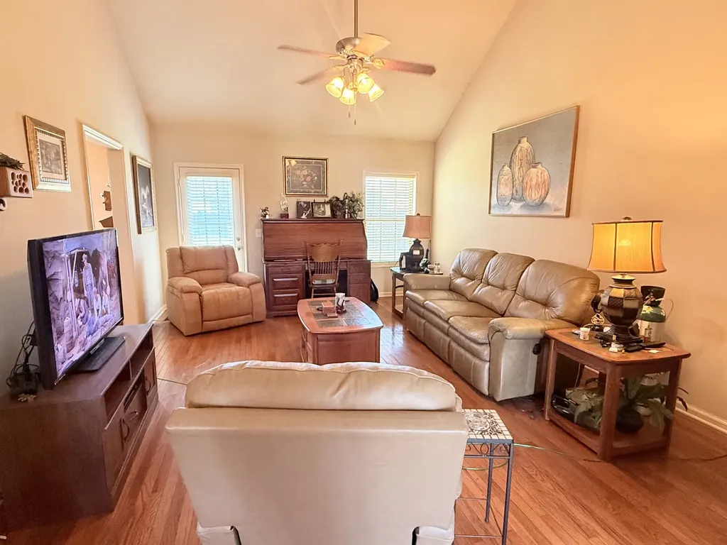 109 Beaver Creek Drive Portland TN 37148