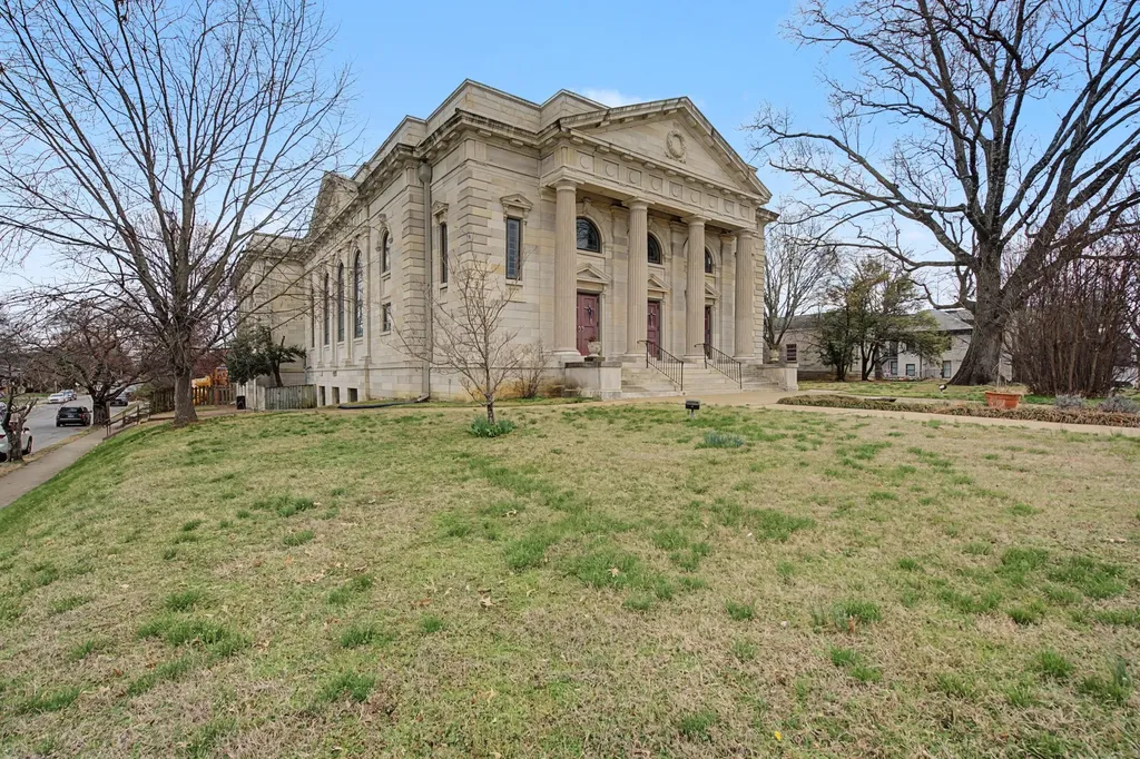 211 N 11th Street Nashville TN 37206