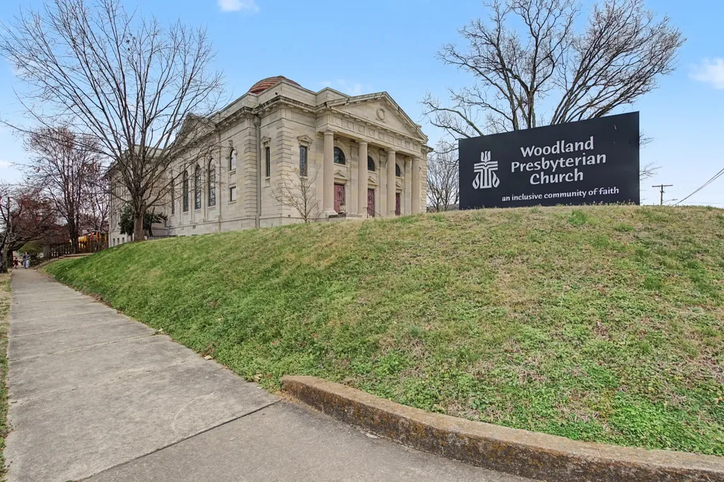 211 N 11th Street Nashville TN 37206