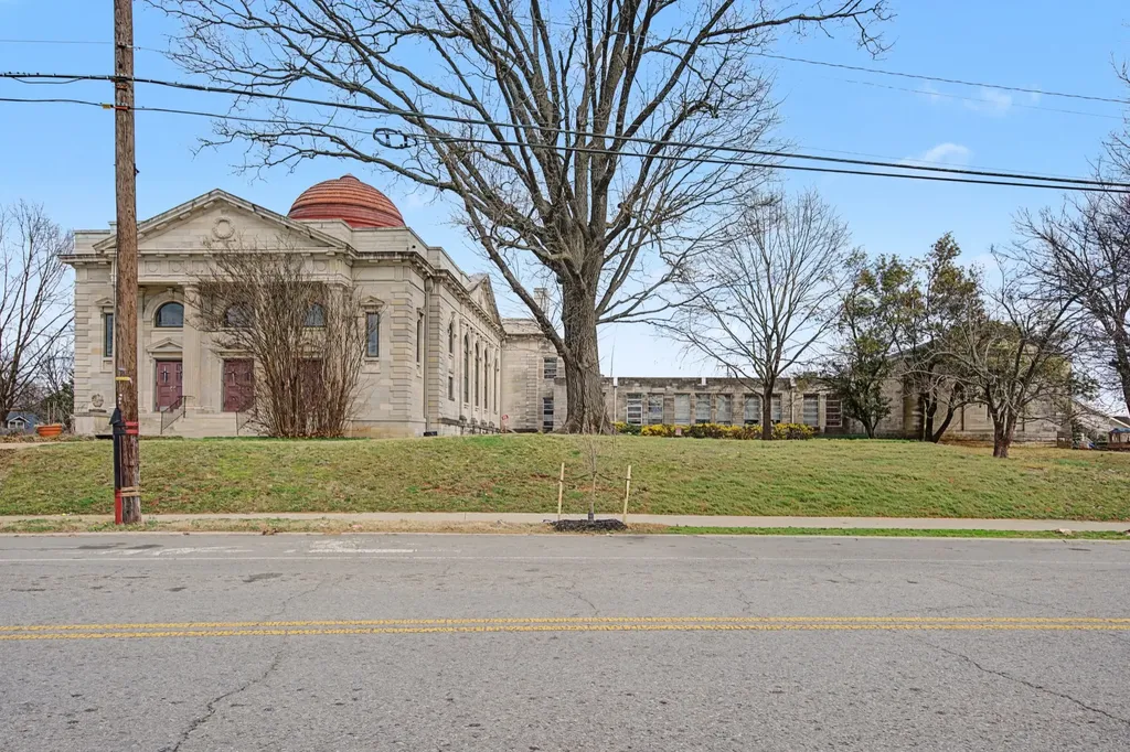 211 N 11th Street Nashville TN 37206