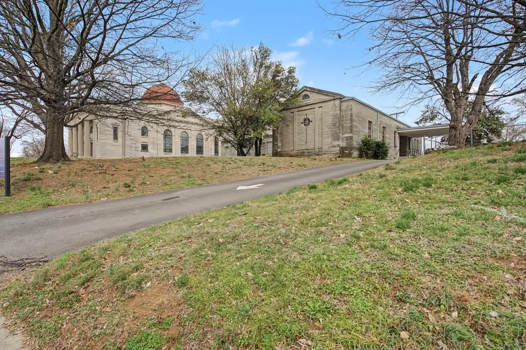 211 N 11th Street Nashville TN 37206