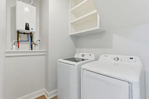 1207 Sweetbriar Avenue Nashville TN 37212