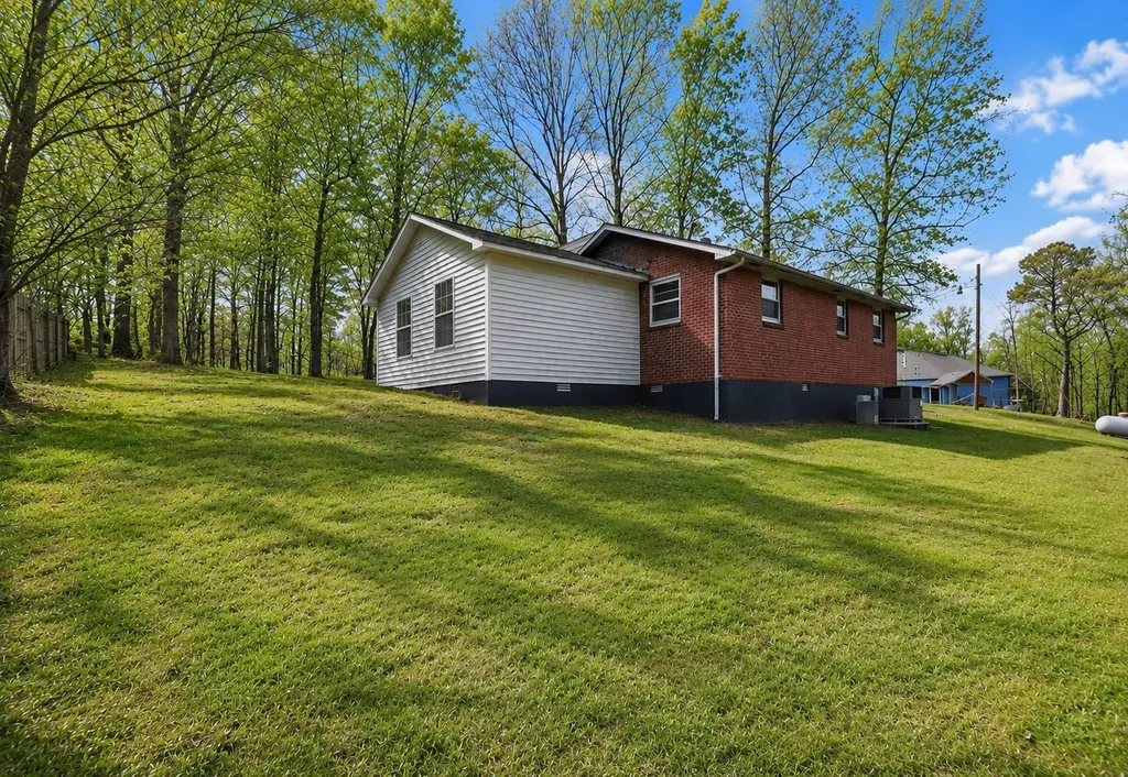 751 Hogan Road Clarksville TN 37043