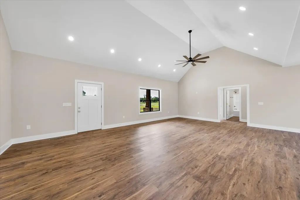 139 Brinkley Road Wartrace TN 37183