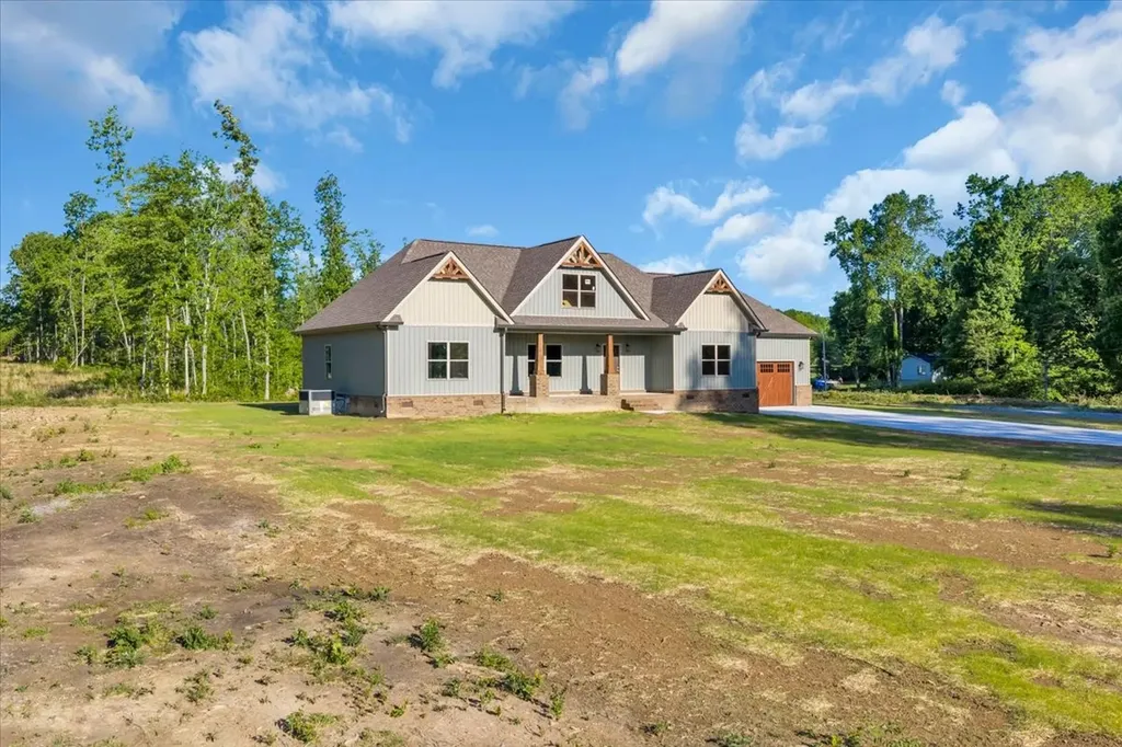 139 Brinkley Road Wartrace TN 37183
