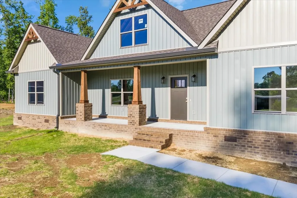 139 Brinkley Road Wartrace TN 37183