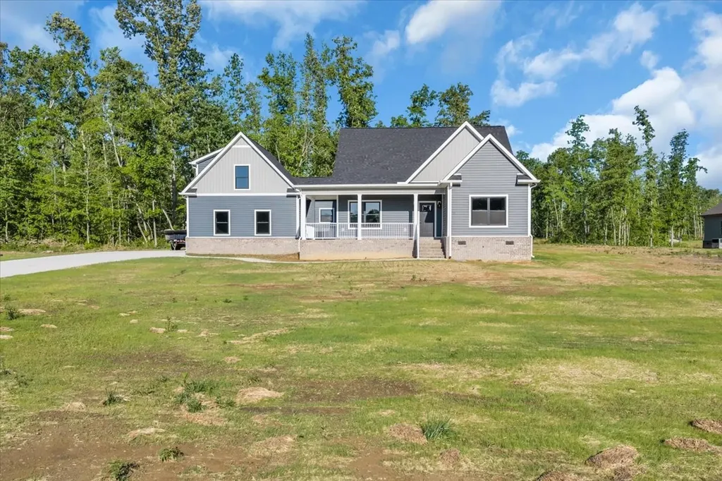101 Brinkley Road Wartrace TN 37183
