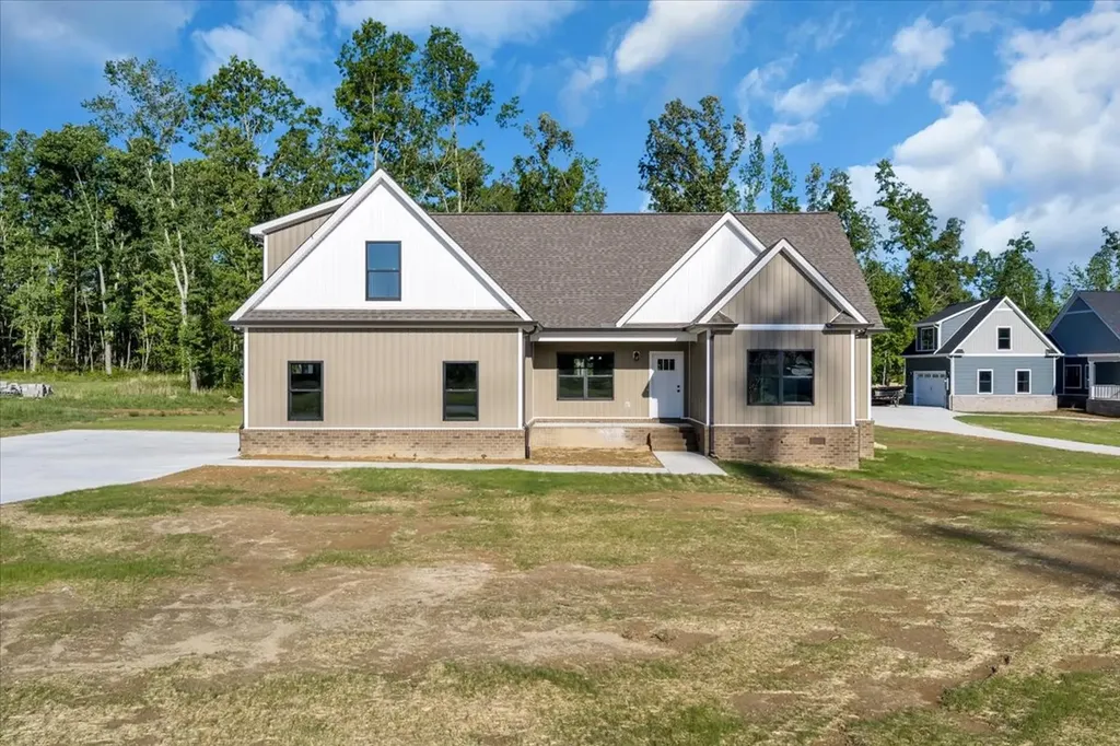 71 Brinkley Road Wartrace TN 37183