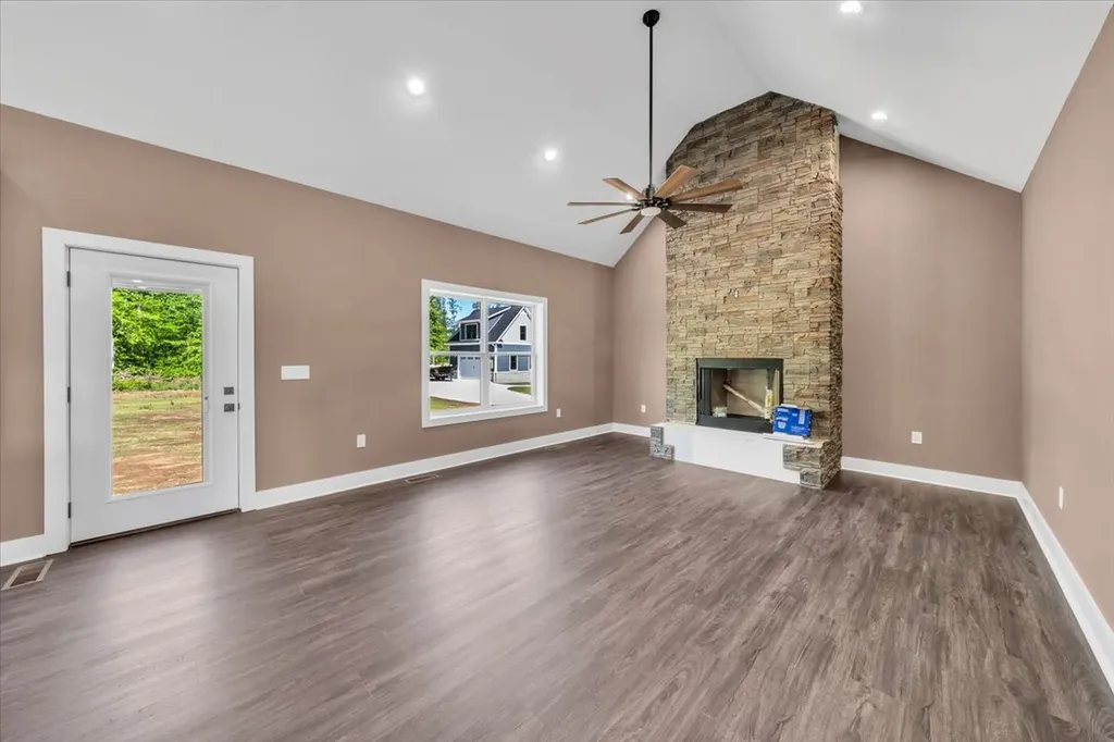 71 Brinkley Road Wartrace TN 37183