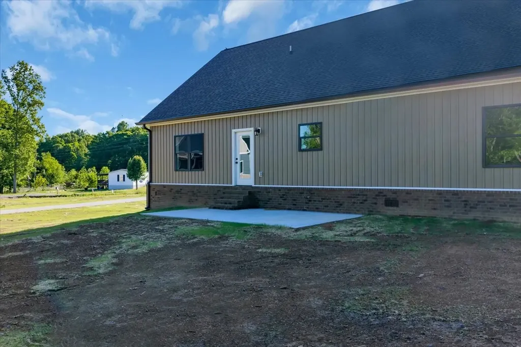 71 Brinkley Road Wartrace TN 37183
