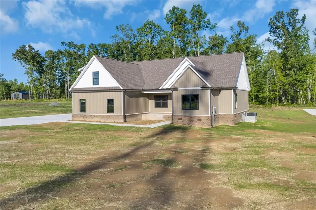 71 Brinkley Road Wartrace TN 37183