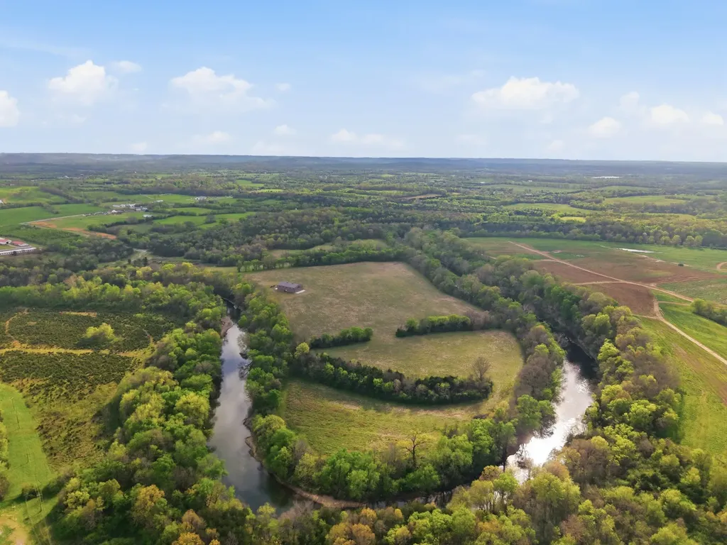 1128 Highway 64, W Shelbyville TN 37160