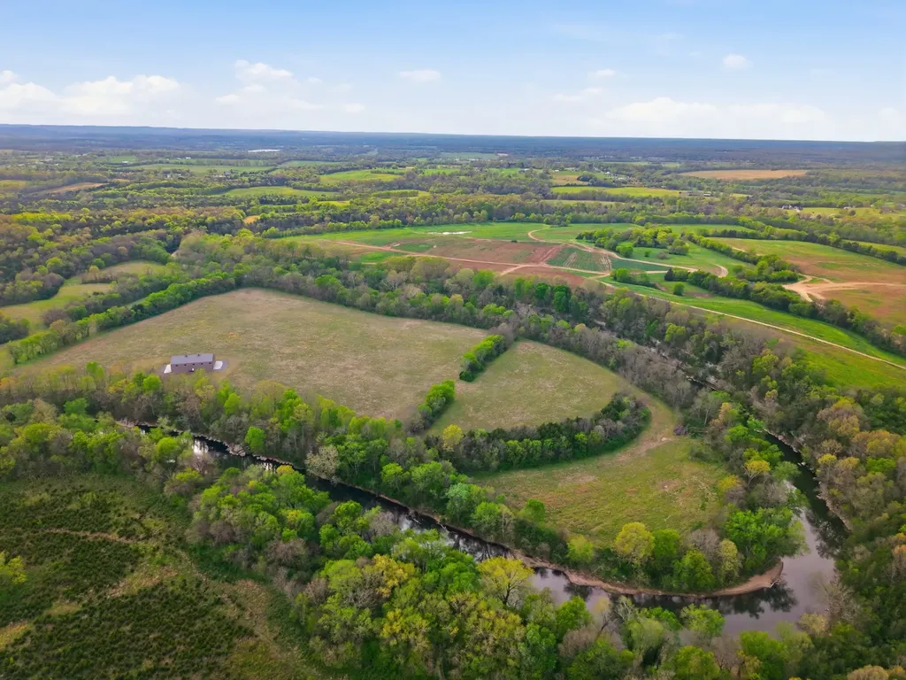 1128 Highway 64, W Shelbyville TN 37160