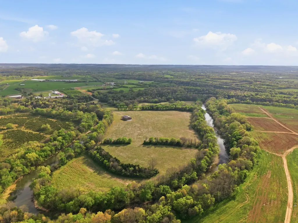 1128 Highway 64, W Shelbyville TN 37160
