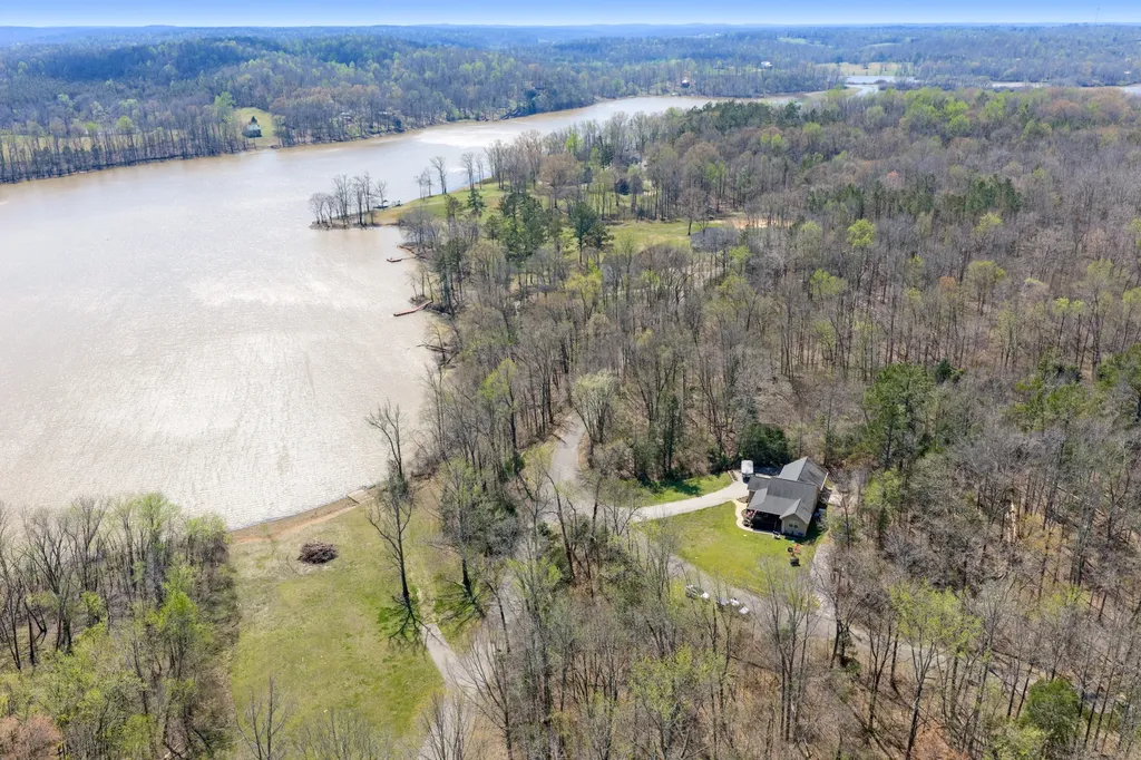 280 Iron Horse Trail Parsons TN 38363
