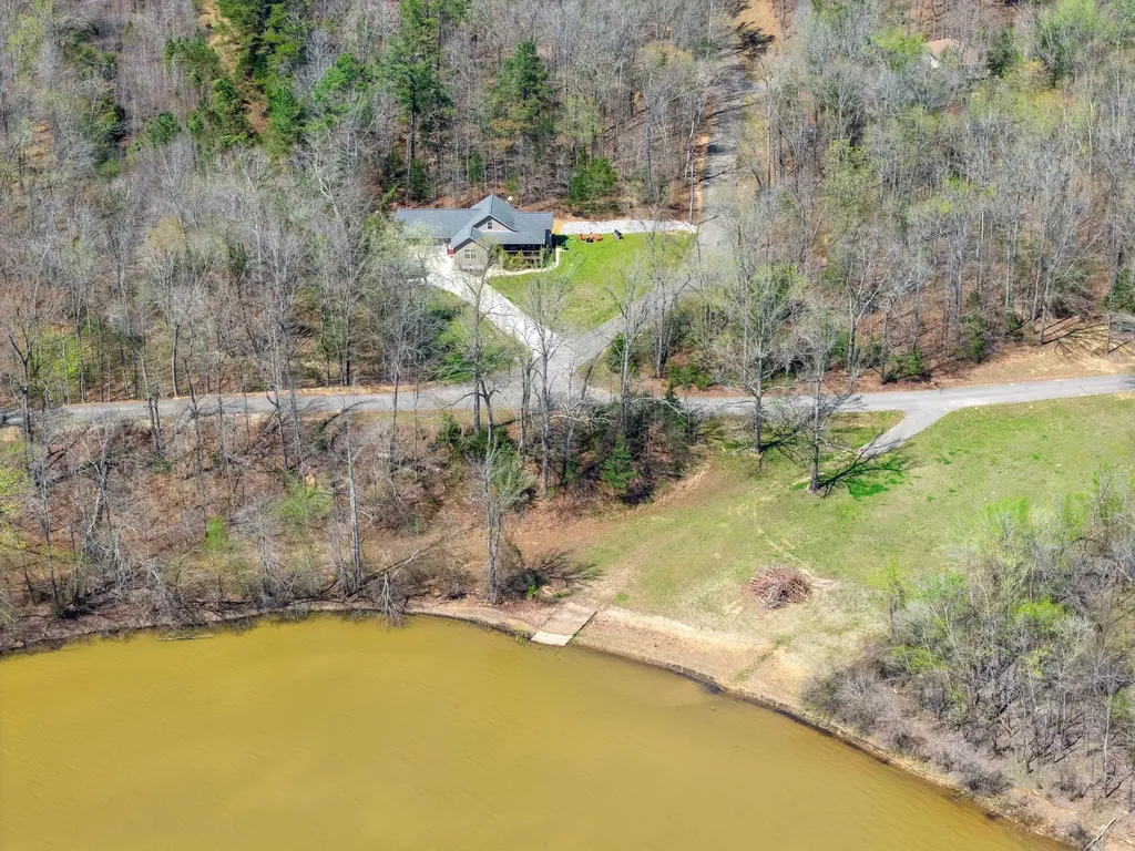 280 Iron Horse Trail Parsons TN 38363