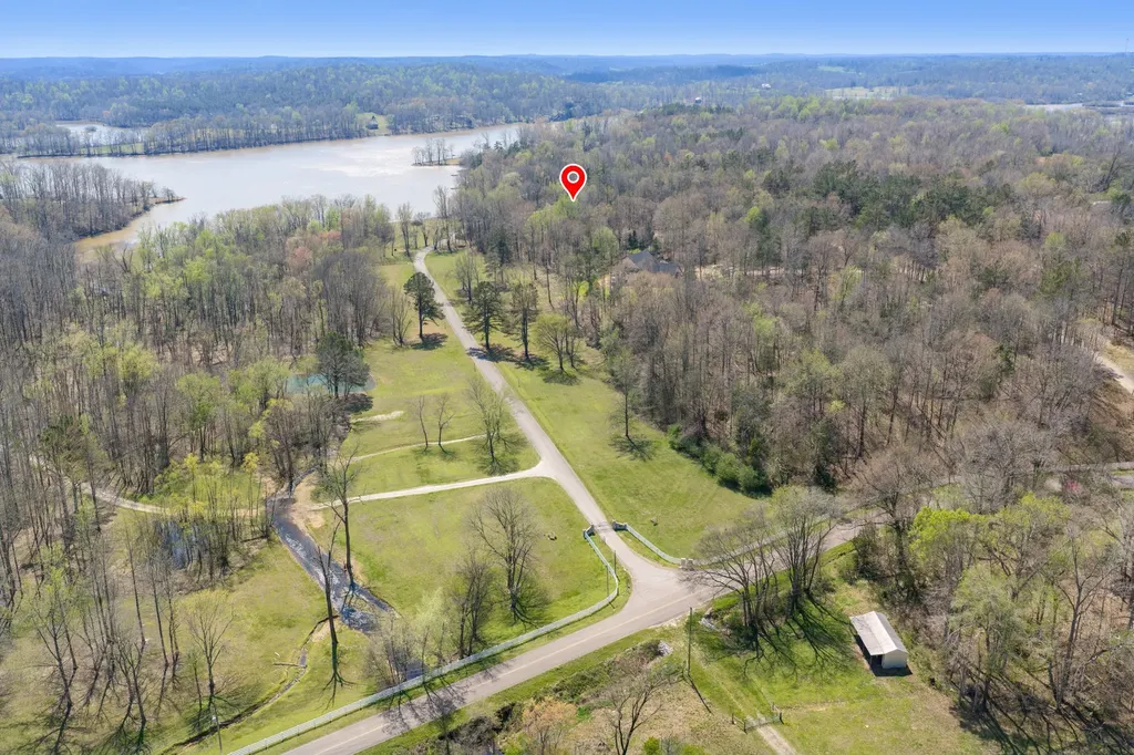 280 Iron Horse Trail Parsons TN 38363
