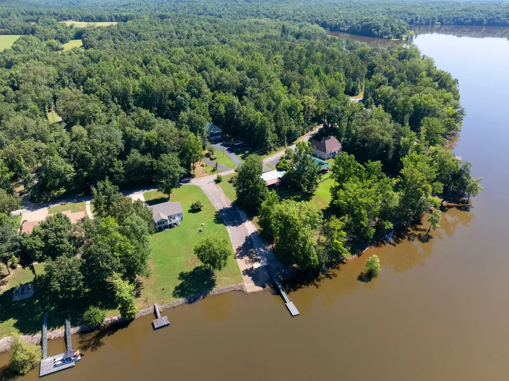 280 Iron Horse Trail Parsons TN 38363