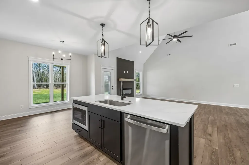 4025 Sadie Grace Way Clarksville TN 37042