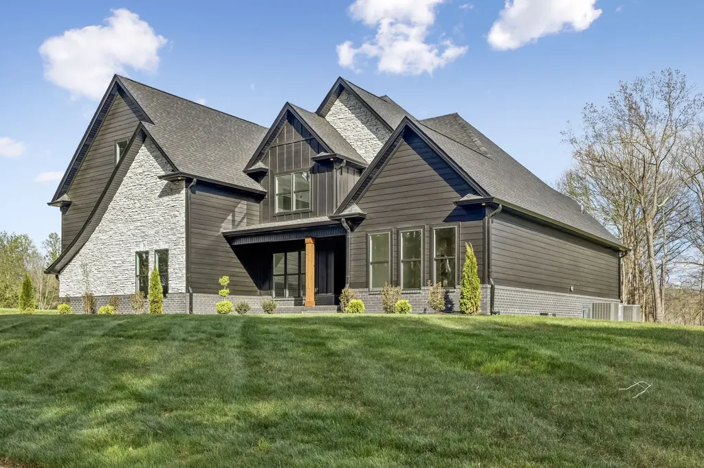 4025 Sadie Grace Way Clarksville TN 37042