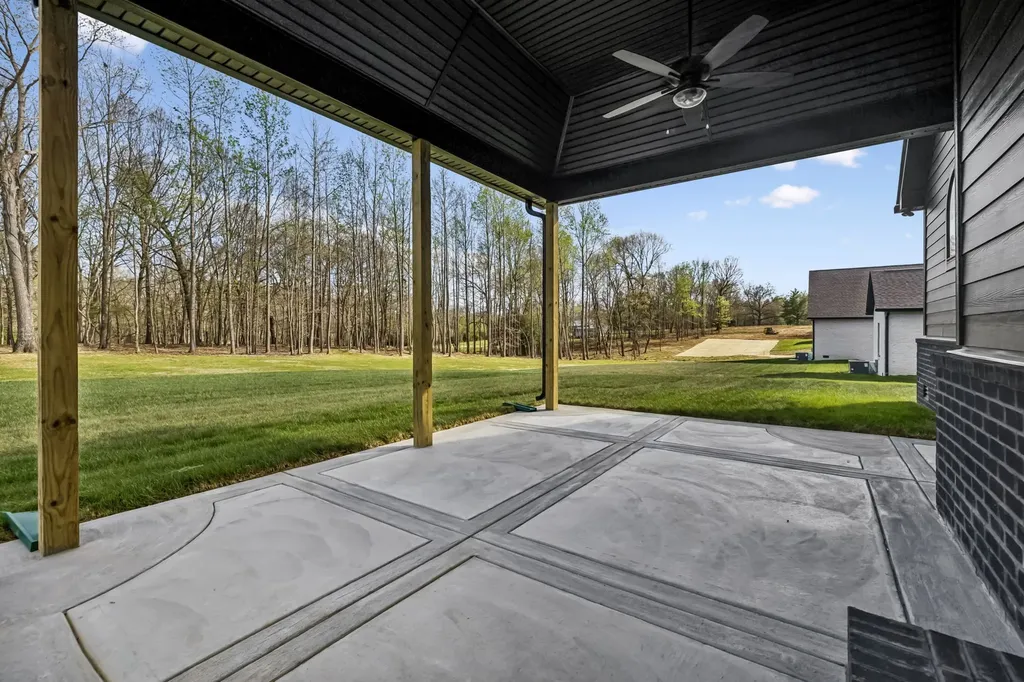 4025 Sadie Grace Way Clarksville TN 37042