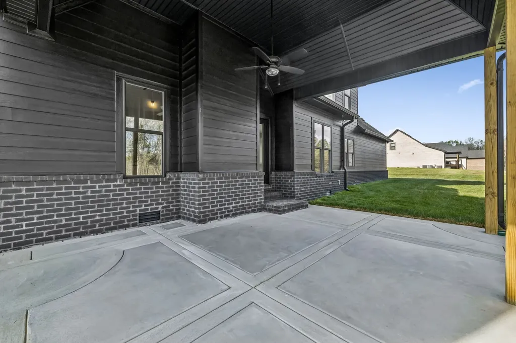 4025 Sadie Grace Way Clarksville TN 37042