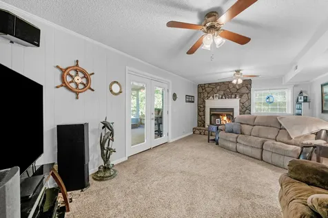 141 Bluegrass Parkway Lebanon TN 37090