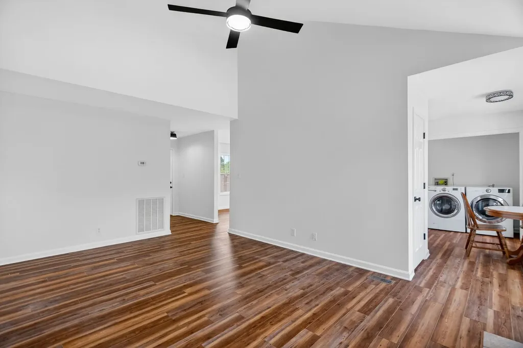 1966 Berkshire Drive Clarksville TN 37042