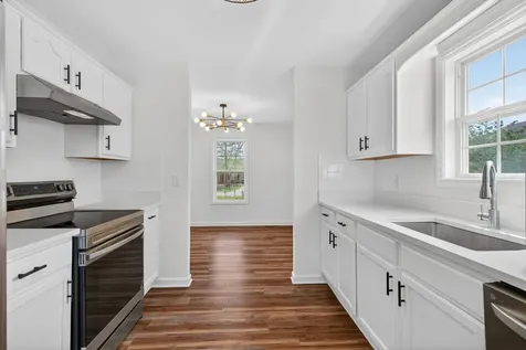 1966 Berkshire Drive Clarksville TN 37042