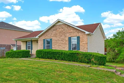 1966 Berkshire Drive Clarksville TN 37042