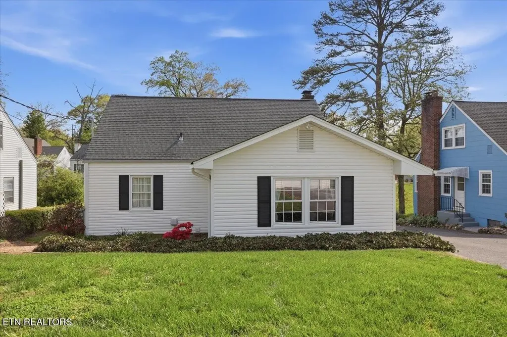 2445 Kennington Road Knoxville TN 37917
