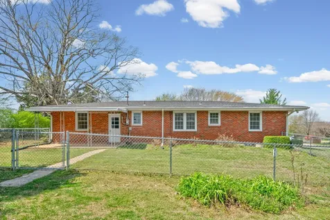 80 Church Street Tennessee Ridge TN 37178
