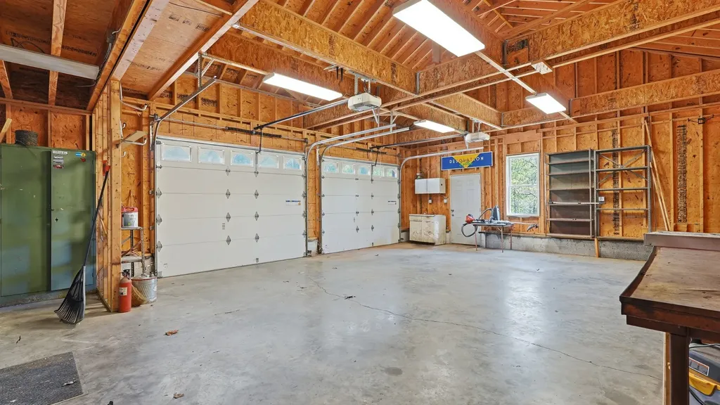 7915 Ridgewood Road Goodlettsville TN 37072