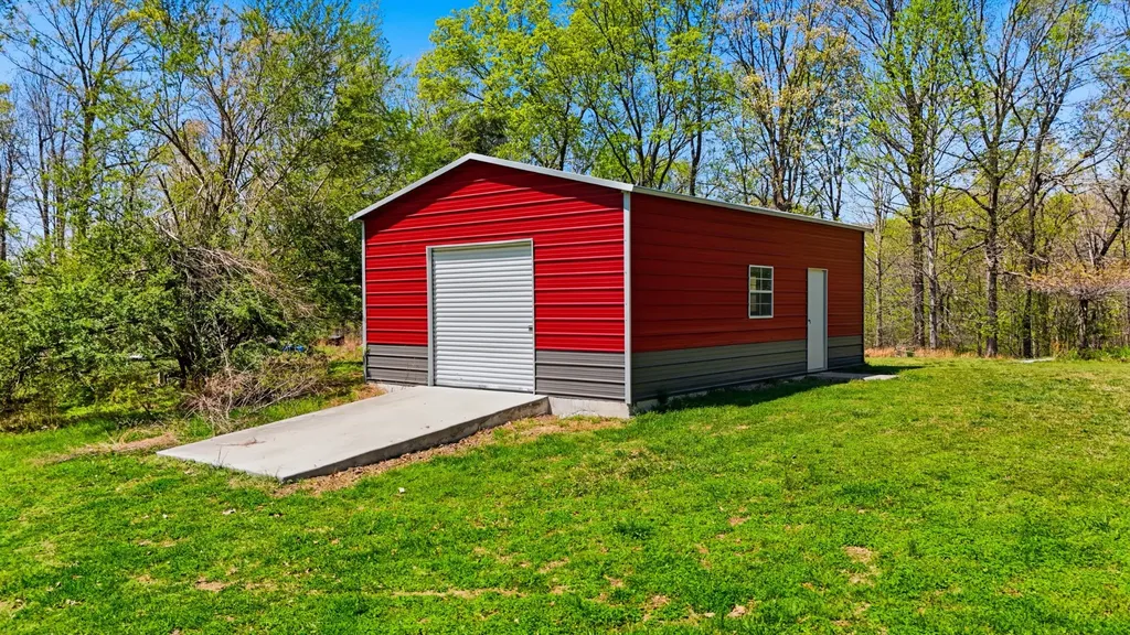 7915 Ridgewood Road Goodlettsville TN 37072