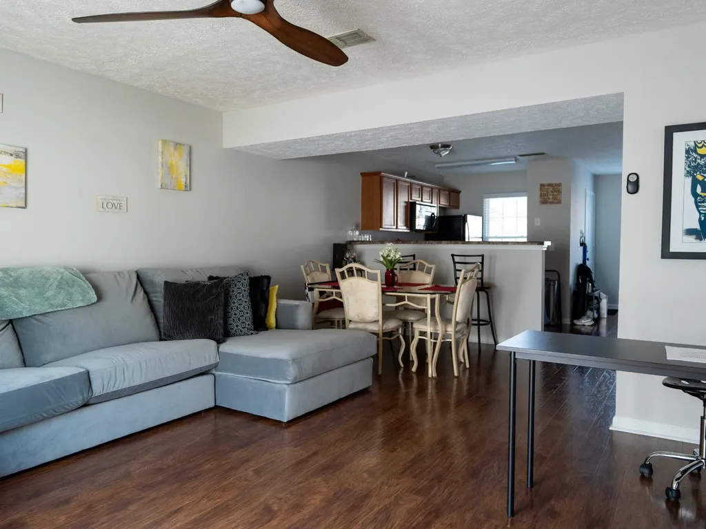 1306 Tweedle Court Murfreesboro TN 37130