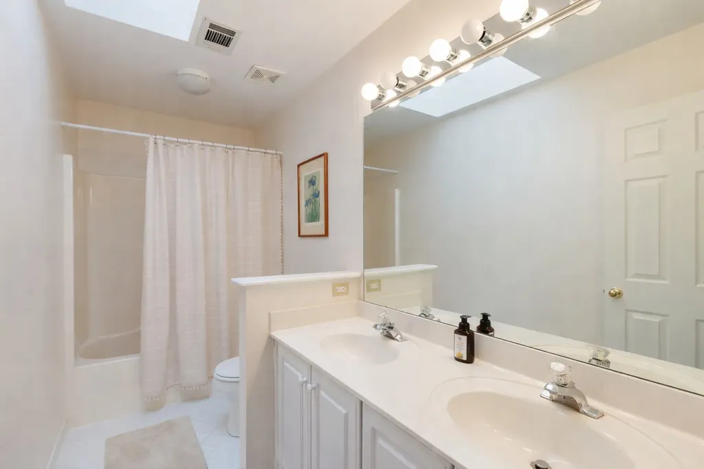 6953 Harpeth Glen Trace Nashville TN 37221