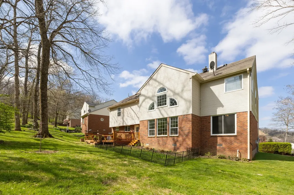 6953 Harpeth Glen Trace Nashville TN 37221