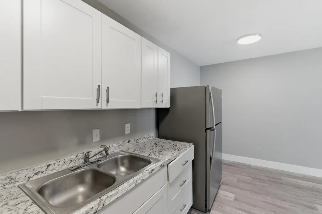550 Harding Place Nashville TN 37211