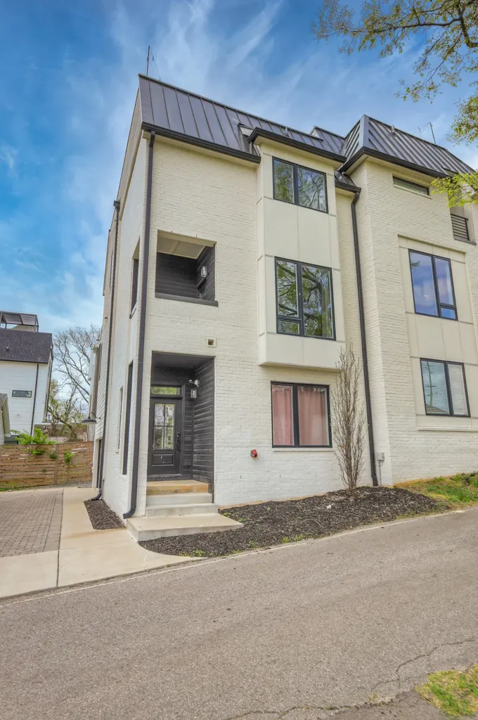 1206 Ireland Street Nashville TN 37208