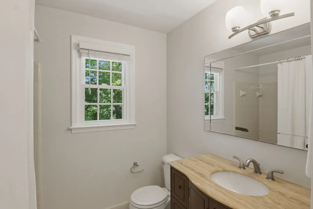 216 Pebble Glen Drive Franklin TN 37064