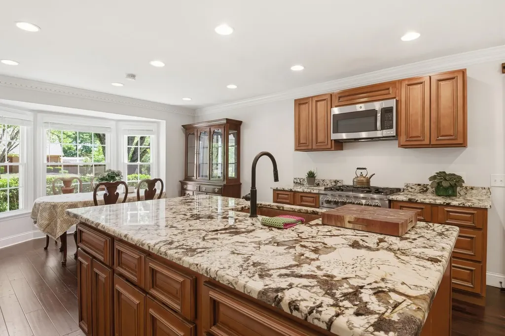 216 Pebble Glen Drive Franklin TN 37064